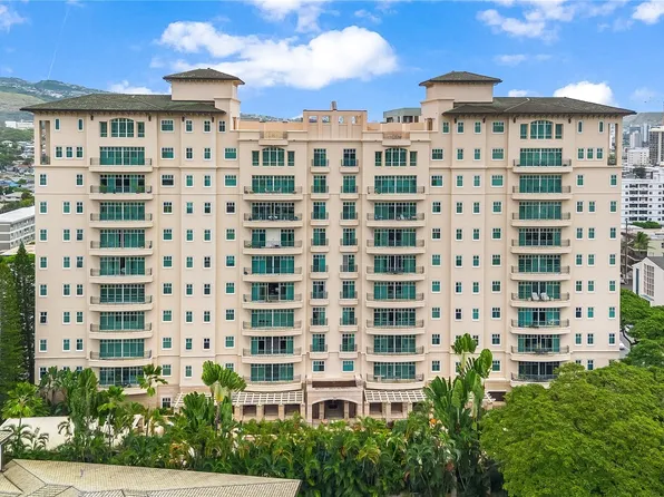 1740 S Beretania St APT 9, Honolulu, HI 96826