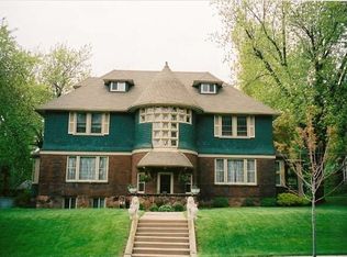 2219 E Superior St, Duluth, MN 55812