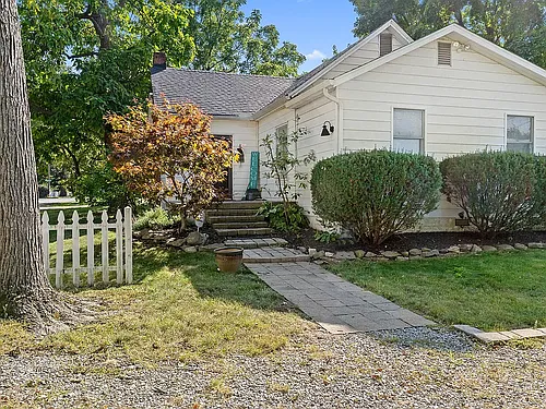 6208 4th St Photo 1