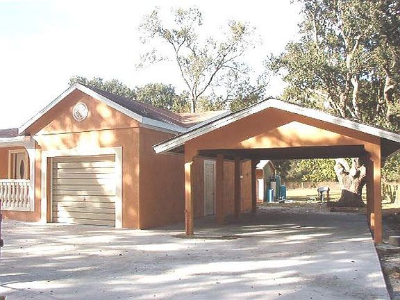 Gargage and Carport