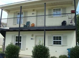 9600 Theriot Ave #B, Ocean Springs, MS 39565