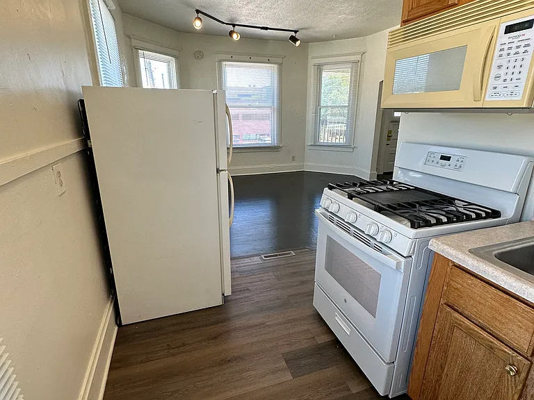 512 Chestnut St — Photo 6