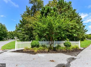 1 Yacht Club Dr, Ocean Pines, MD 21811