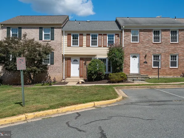 202 Pender Pl, Rockville, MD 20850