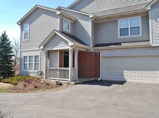 2207 Vanderbilt Dr, Geneva, IL 60134