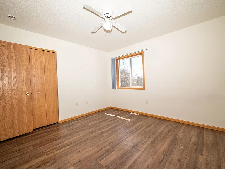 1338 Mark Ave — Photo 15