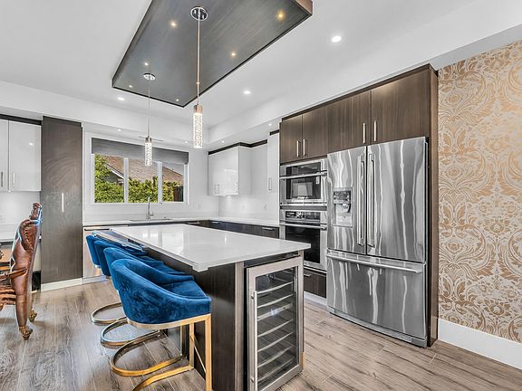 5th image of 15177 60th Ave #37