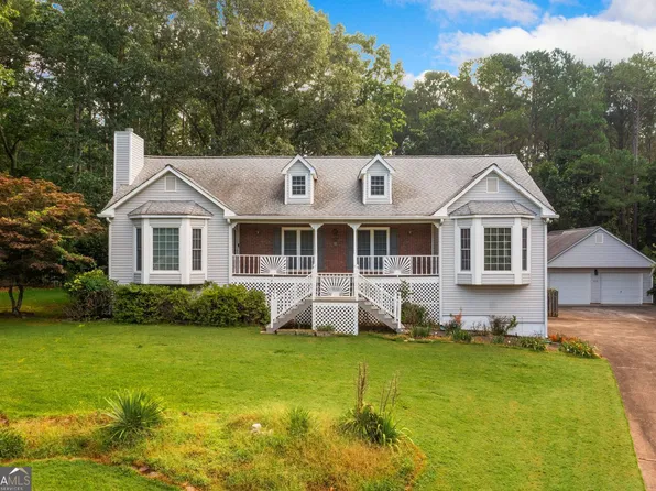 649 Driftwood Dr, Woodstock, GA 30189
