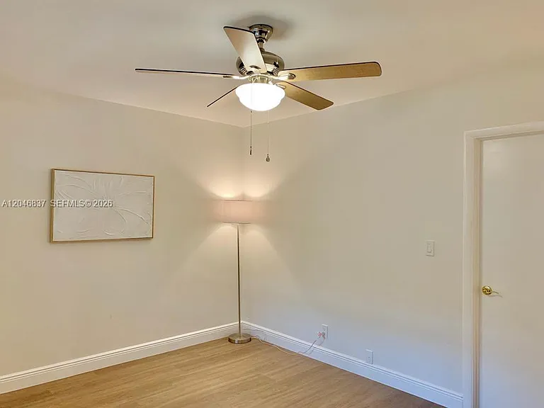 815 Middle River Dr #204 — Photo 11