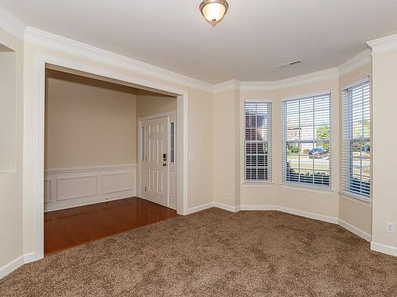 4th image of 4809 Sandtyn Dr
