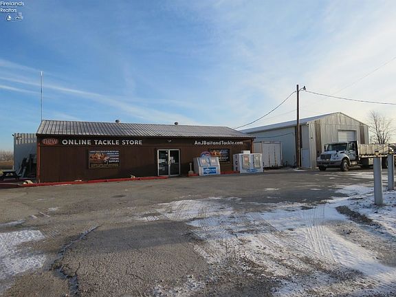 5th image of 6805 W Lakeshore Dr