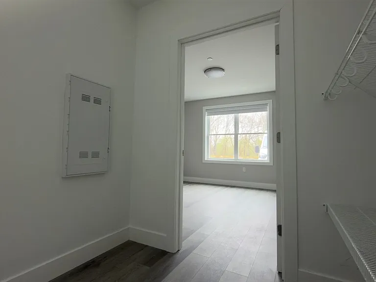 251 Sladen St #105 — Photo 10