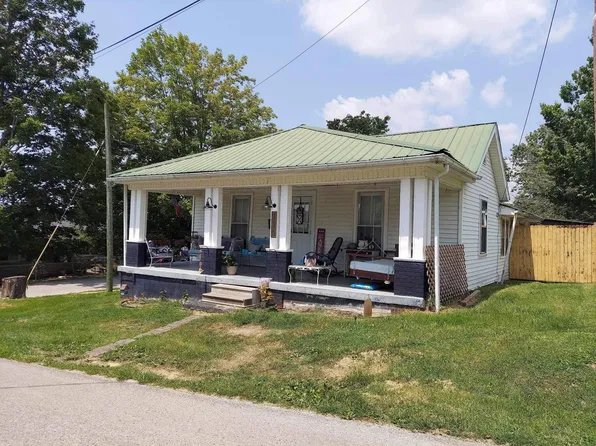 115 Powell Ave, Irvine, KY 40336
