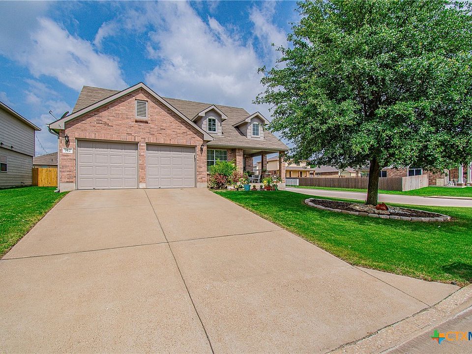 1st image of 912 Evergreen Farm Dr