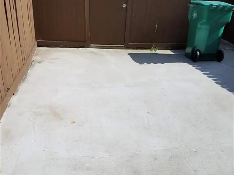4210 Wyatt St #7 — Photo 11
