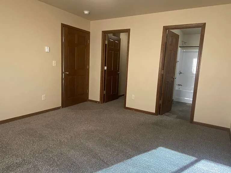 4226 Kateland St — Photo 29