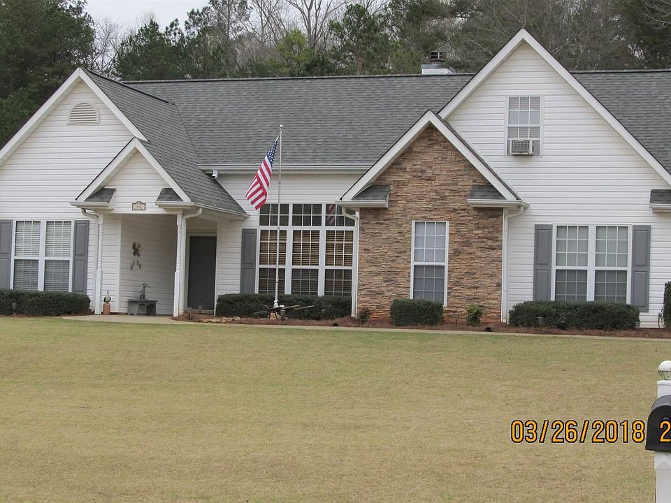 1st image of 40 Hawks Nest Dr