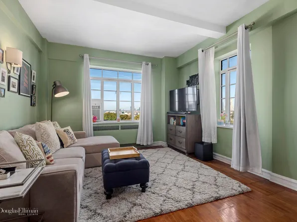 118 8th Ave APT 6D, Brooklyn, NY 11215