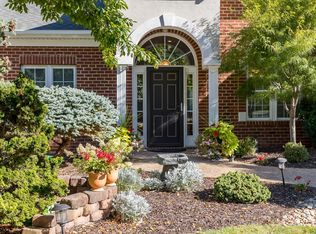 291 Blue Stone Hills Dr, Harrisonburg, VA