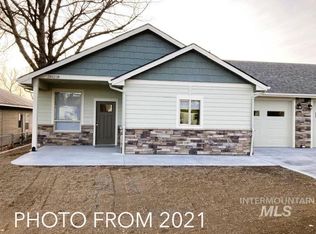 28623 S Benham Ave, Bruneau, ID 83604