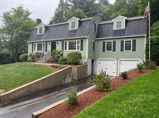 24 Pontiac Rd, Walpole, MA 02081