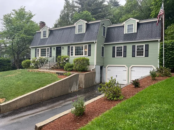 24 Pontiac Rd, Walpole, MA 02081