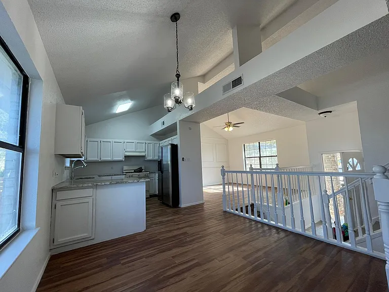 567 Kieffer Ln — Photo 20