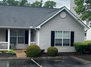 100 Hammett Grove Ln, Greer, SC 29650