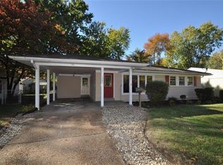 1360 Mundy Dr, Florissant, MO