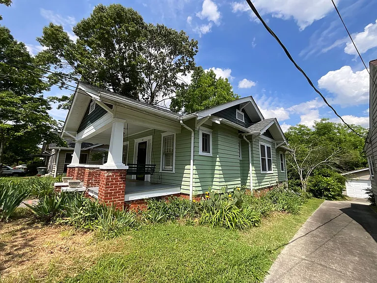 1117 Lexington Ave — Photo 44