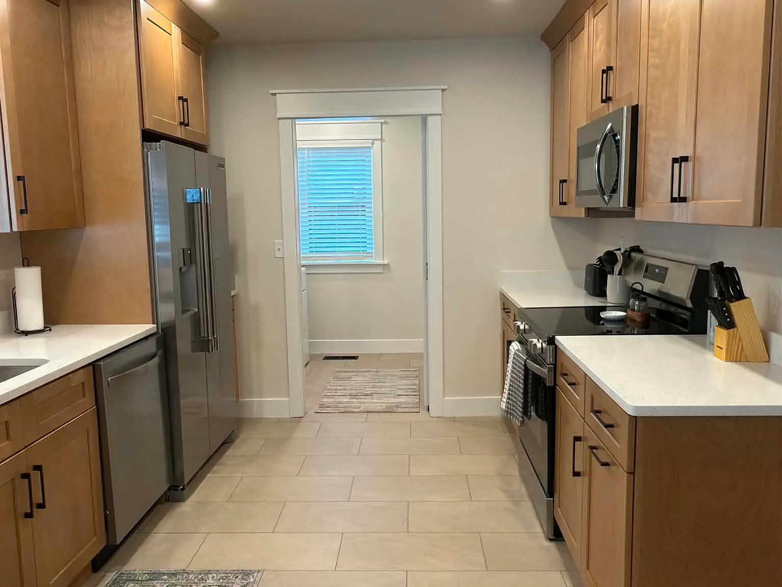 3 bed, 1500 sqft, $1,800 — Photo 3