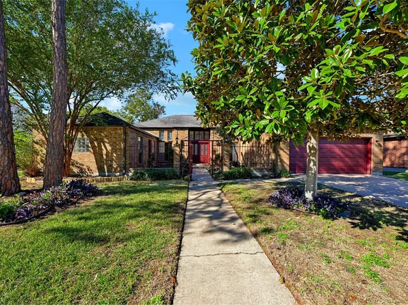 7202 Las Brisas Drive, Houston, TX 77083