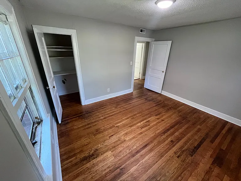Bedroom #1