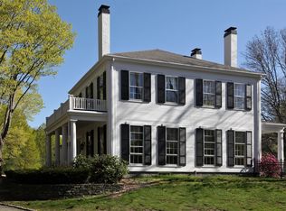 110 Summer St, Hingham, MA 02043