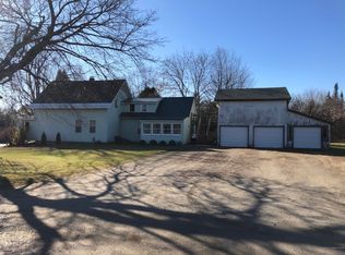 8 Applewood Dr, Randolph, ME 04346