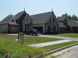 115 Laurel St, Oakland, TN 38060