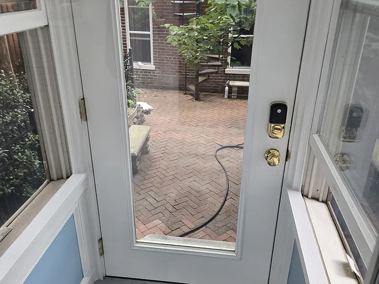 817 I St NE #A — Photo 31