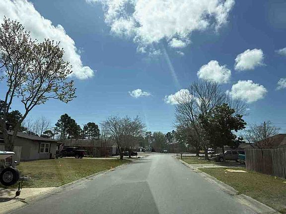 5th image of 803 Sweetgum Dr