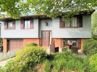 102 David Dr, Butler, PA 16001