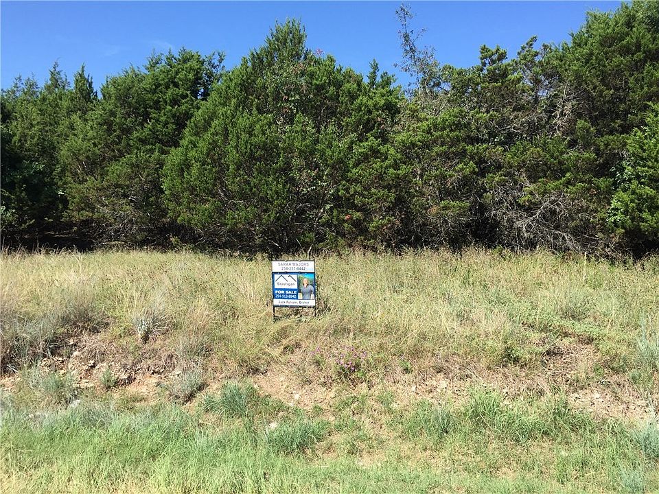1st image of Pecan Cove Dr