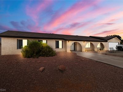 5285 N Dapple Gray Rd, Las Vegas, NV, 89149