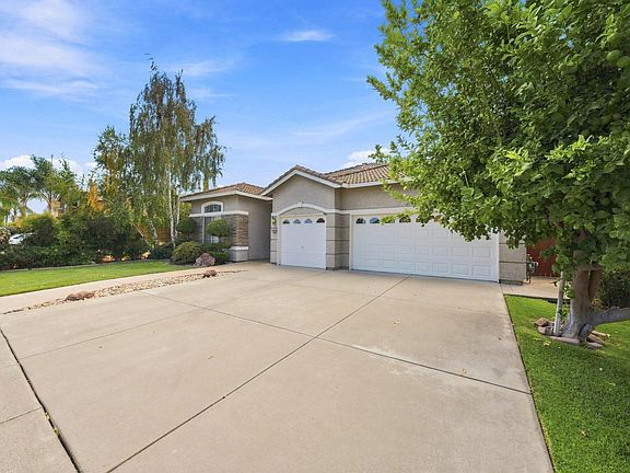 3rd image of 4025 Shady Glen Ct
