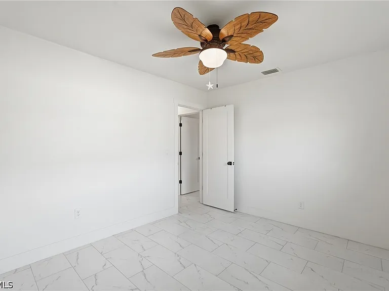 1446 SE 13th St — Photo 24