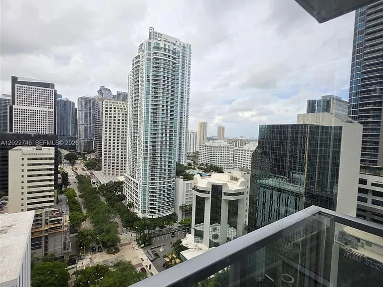1060 Brickell Ave #2201 — Photo 8