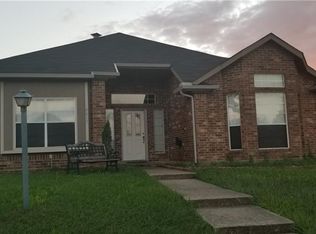 8817 Pheasant Run Dr, Rowlett, TX 75089