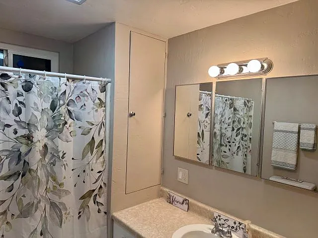 8762 Tyler St — Photo 15