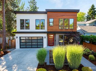 6223 45th Ave NE, Seattle, WA 98115