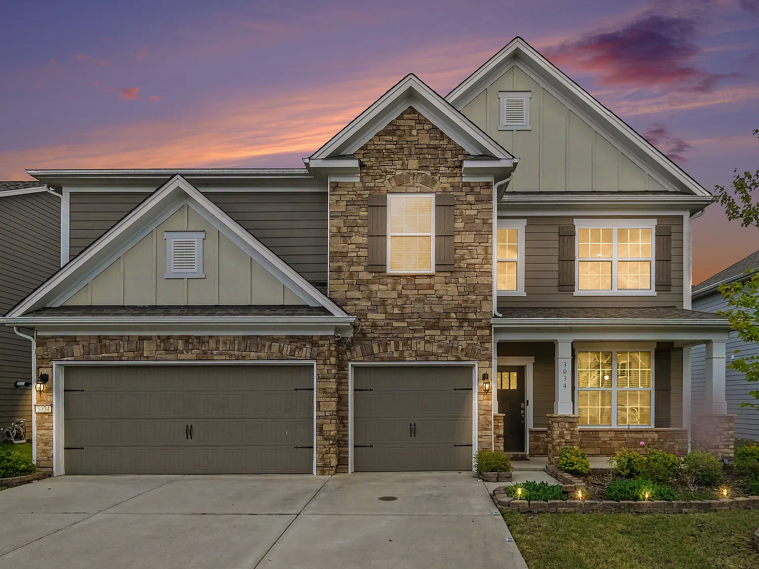 5 bed, 3417 sqft, $3,495 — Photo 2