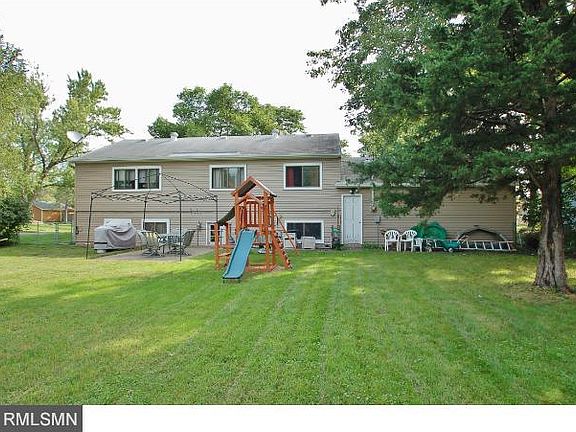 4th image of 7841 Newton Ave N