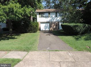 1907 Scott Rd, Oreland, PA 19075